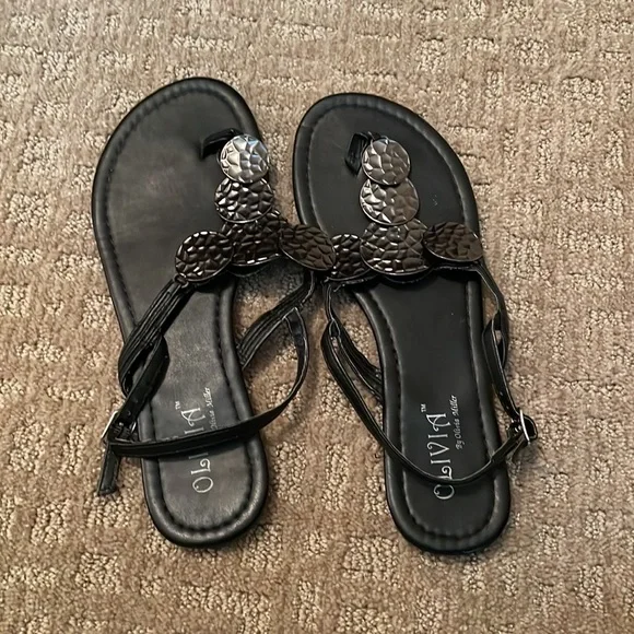 Sandals - Picture 2 of 10